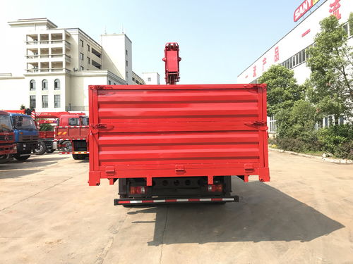 重汽隨車(chē)吊在哪里購(gòu)買(mǎi)？湖南飛濤隨車(chē)吊與清障車(chē)全解析