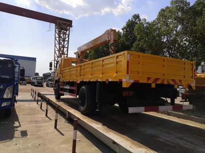 東風6.3噸隨車吊 玉柴160馬力發(fā)動機，廠家直銷價格優(yōu)勢解析