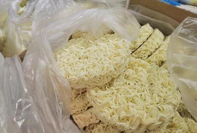 突查！后廚曝光！譚家刀削面、闊巷子等預(yù)包裝食品兼散裝食品門店引關(guān)注